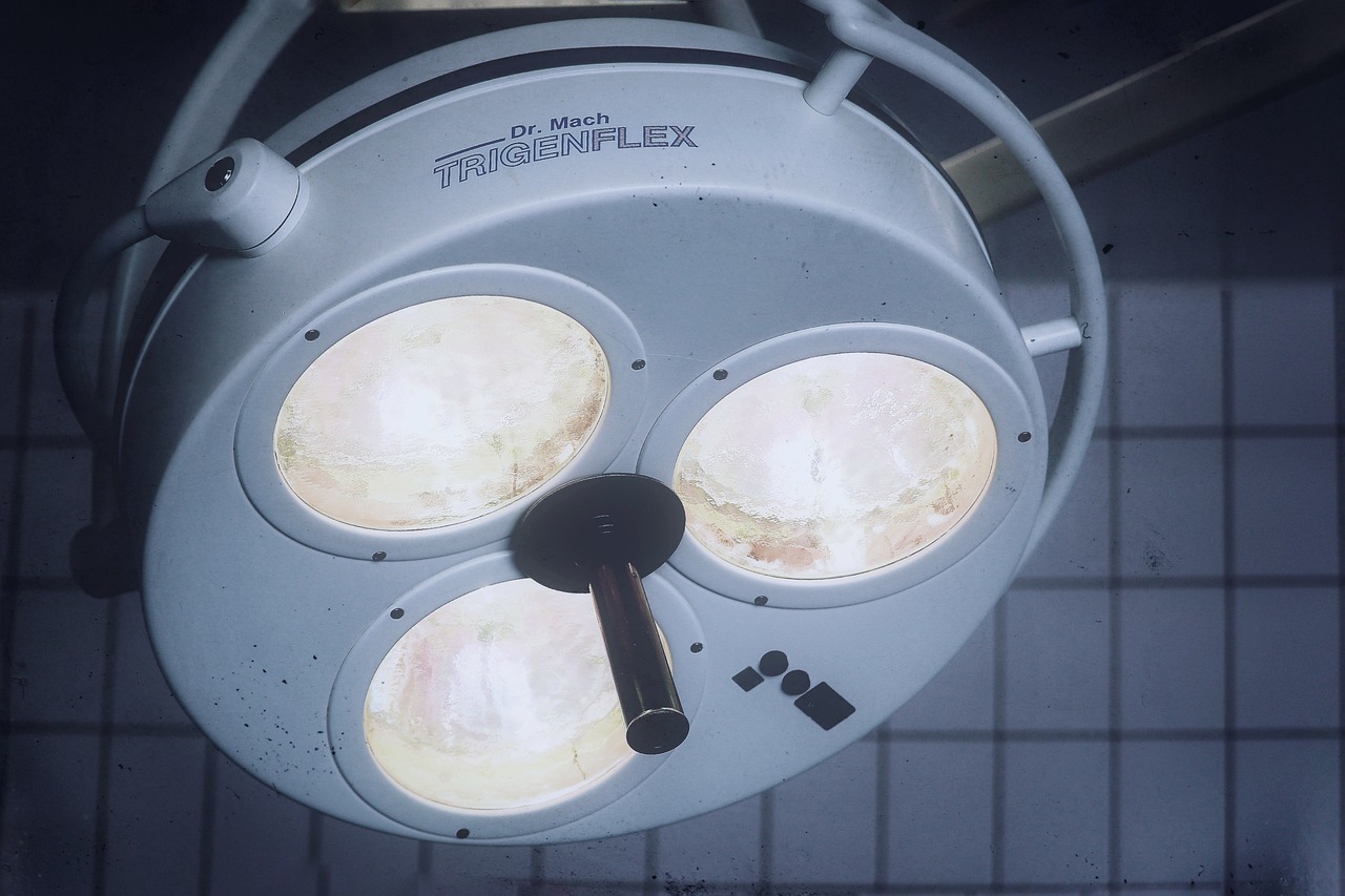 越南小黑万宝路：信管家开户平台